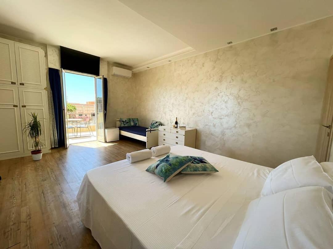 Borghetto Hotel Санта-Маринелла Экстерьер фото